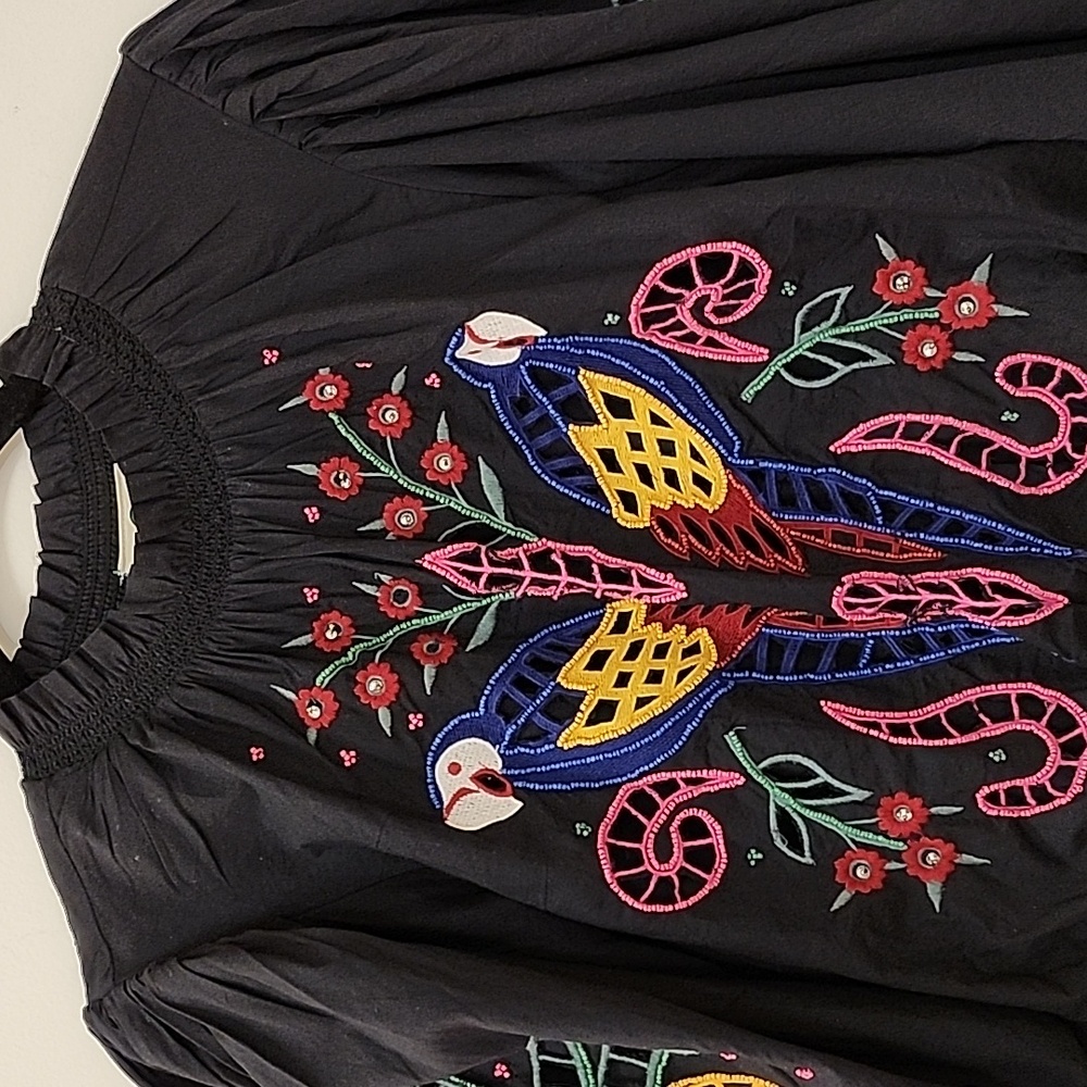 FarmRio Embroidered Puffsleeve  Black Dress Colorful Parrot Design Romantic Sz M - Picture 15 of 16